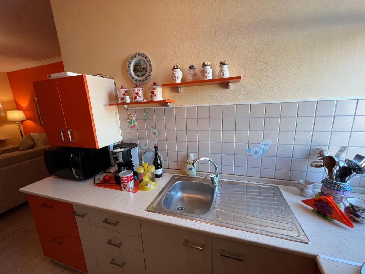 City Center Apartment In Shkodër Екстериор снимка