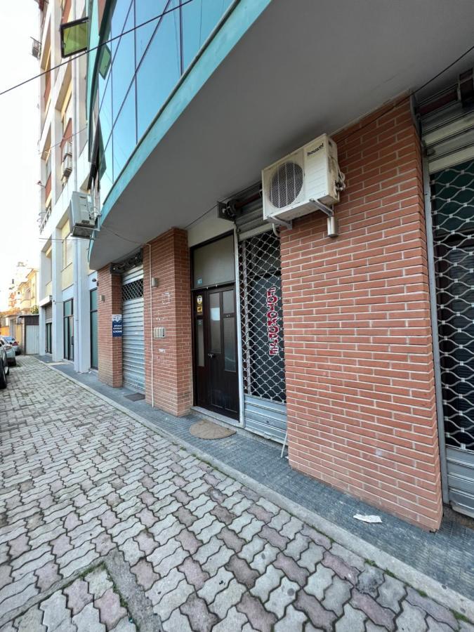 City Center Apartment In Shkodër Екстериор снимка