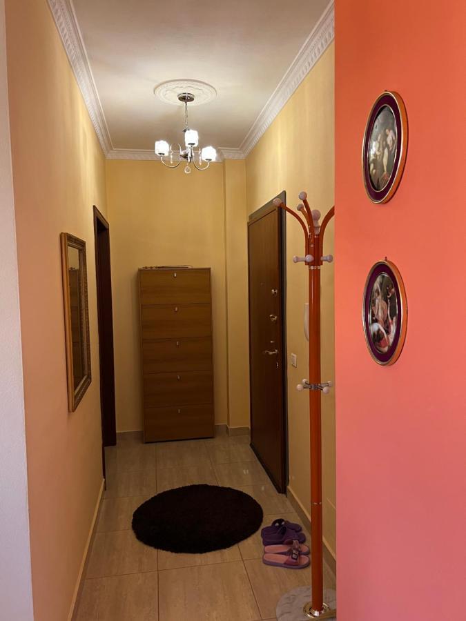 City Center Apartment In Shkodër Екстериор снимка
