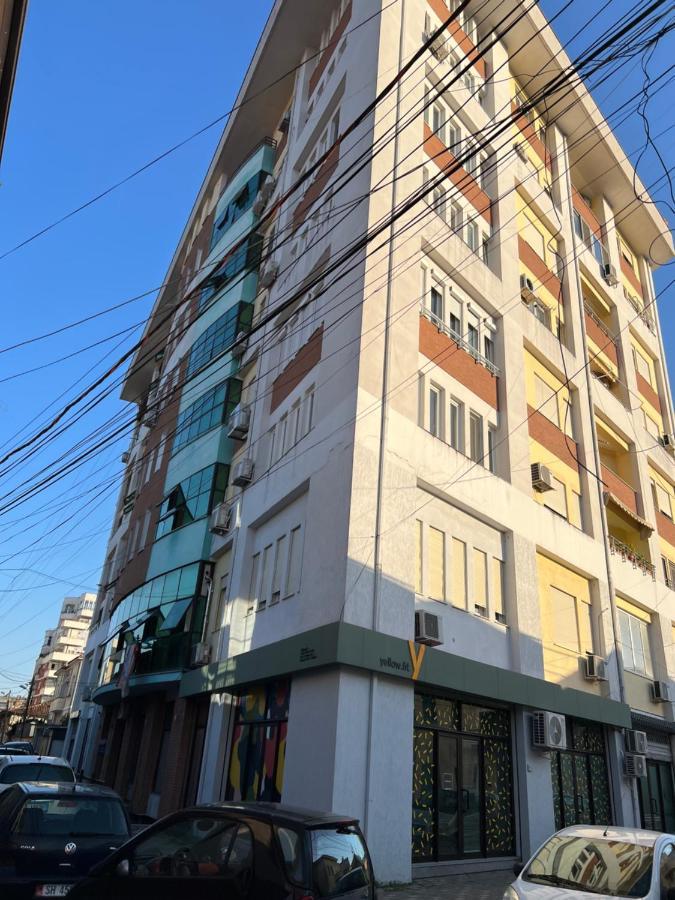 City Center Apartment In Shkodër Екстериор снимка