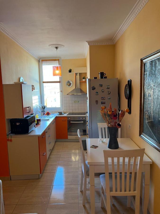 City Center Apartment In Shkodër Екстериор снимка