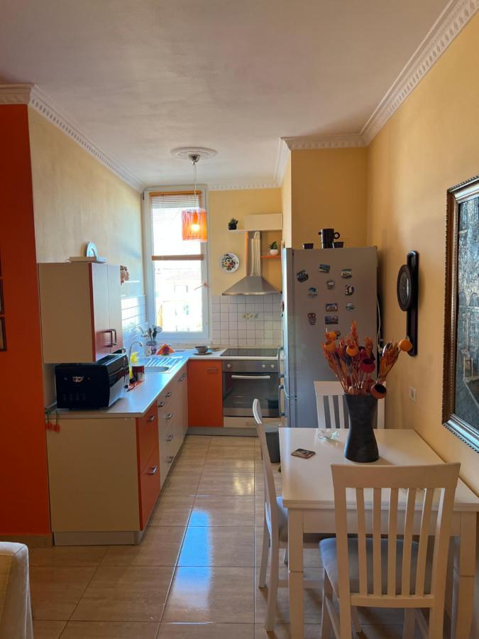 City Center Apartment In Shkodër Екстериор снимка