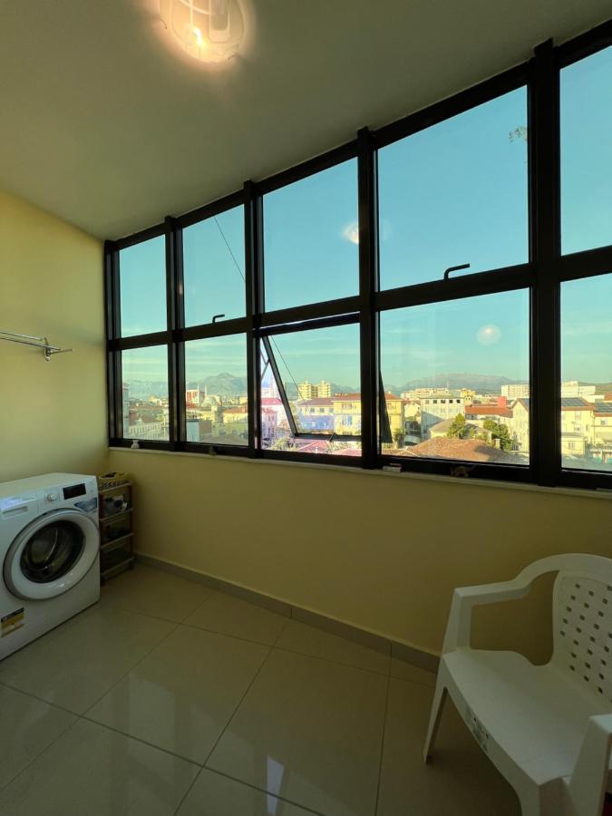 City Center Apartment In Shkodër Екстериор снимка