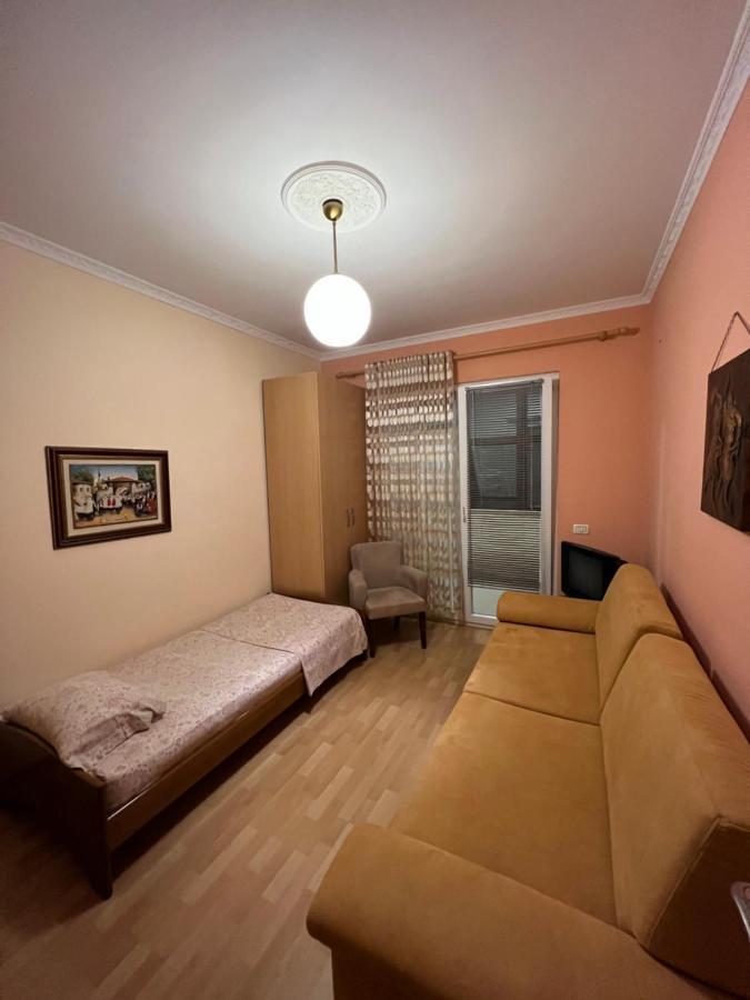 City Center Apartment In Shkodër Екстериор снимка